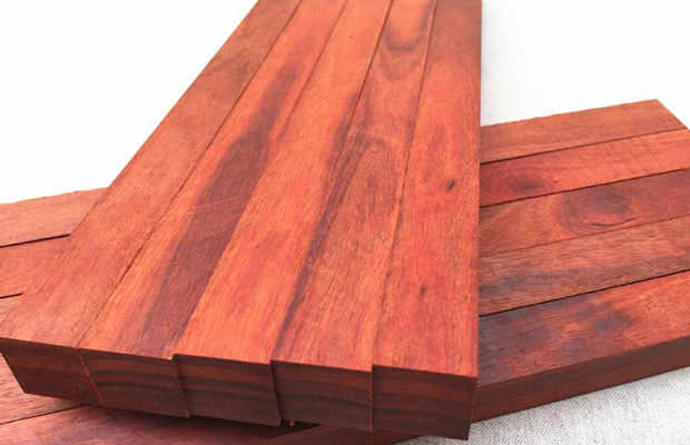 Gỗ Hương là gỗ gì ? Giá sàn gỗ Hương là bao nhiêu tiền m2 ?