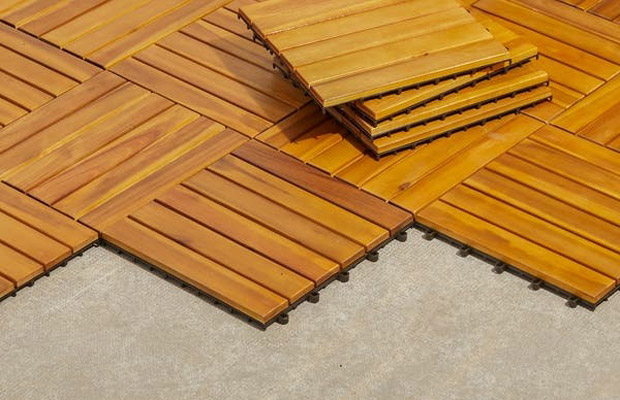 Sử dụng vỉ gỗ lót sàn ngoài trời có thật sự tốt ?