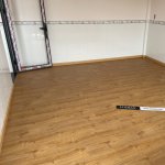 Laminate Flooring H1006 Sionne Oak Honey - 8mm - AC4